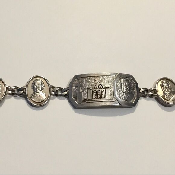 Solid Sterling Silver Religious bracelet 40 grams - Picture 7 of 8